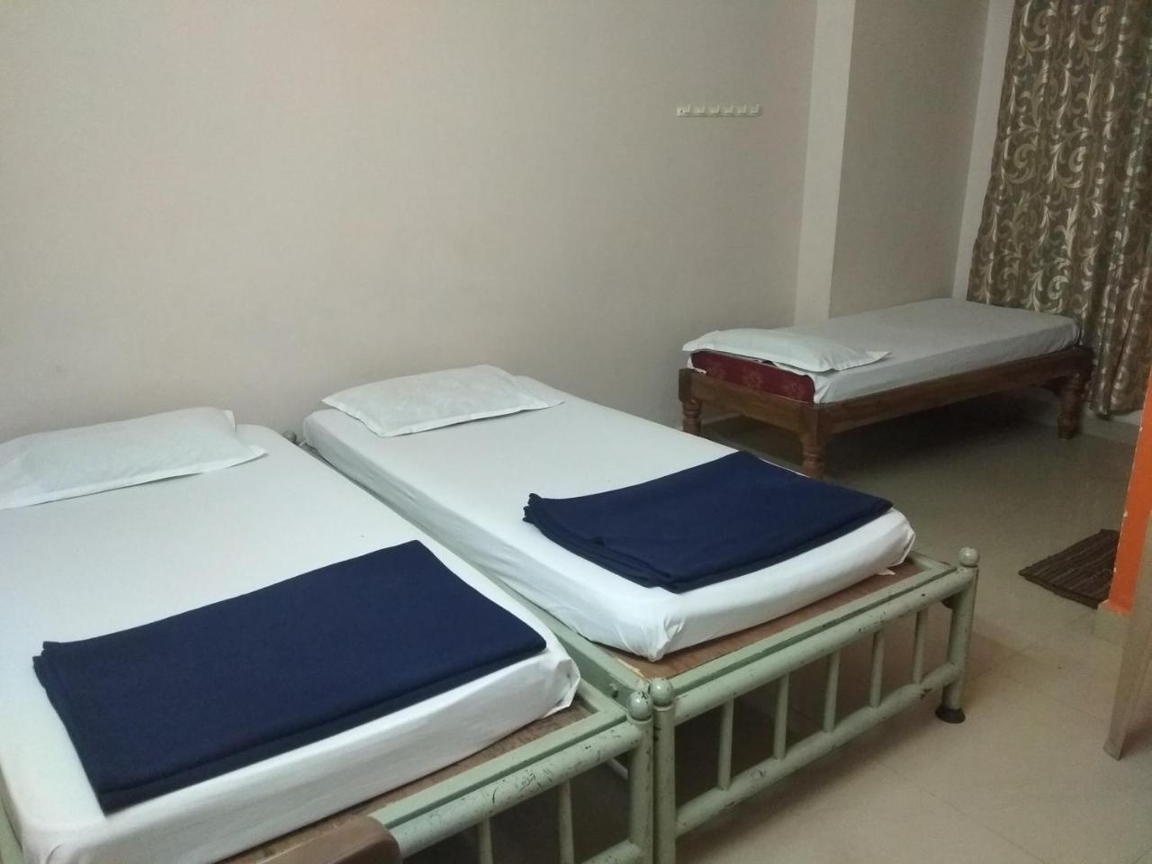 Apoorva Residency Hotel Bangalore Exterior foto