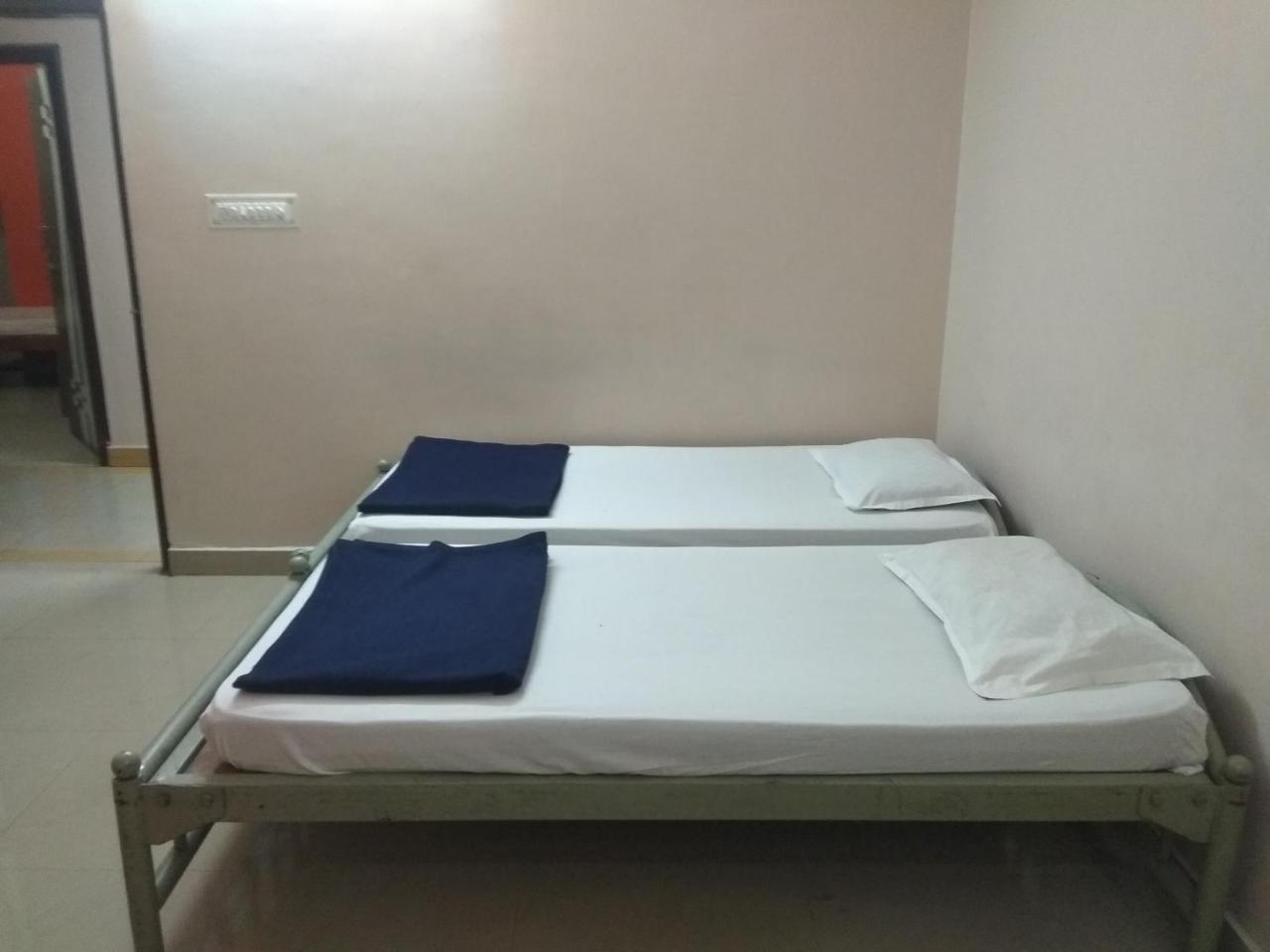 Apoorva Residency Hotel Bangalore Exterior foto