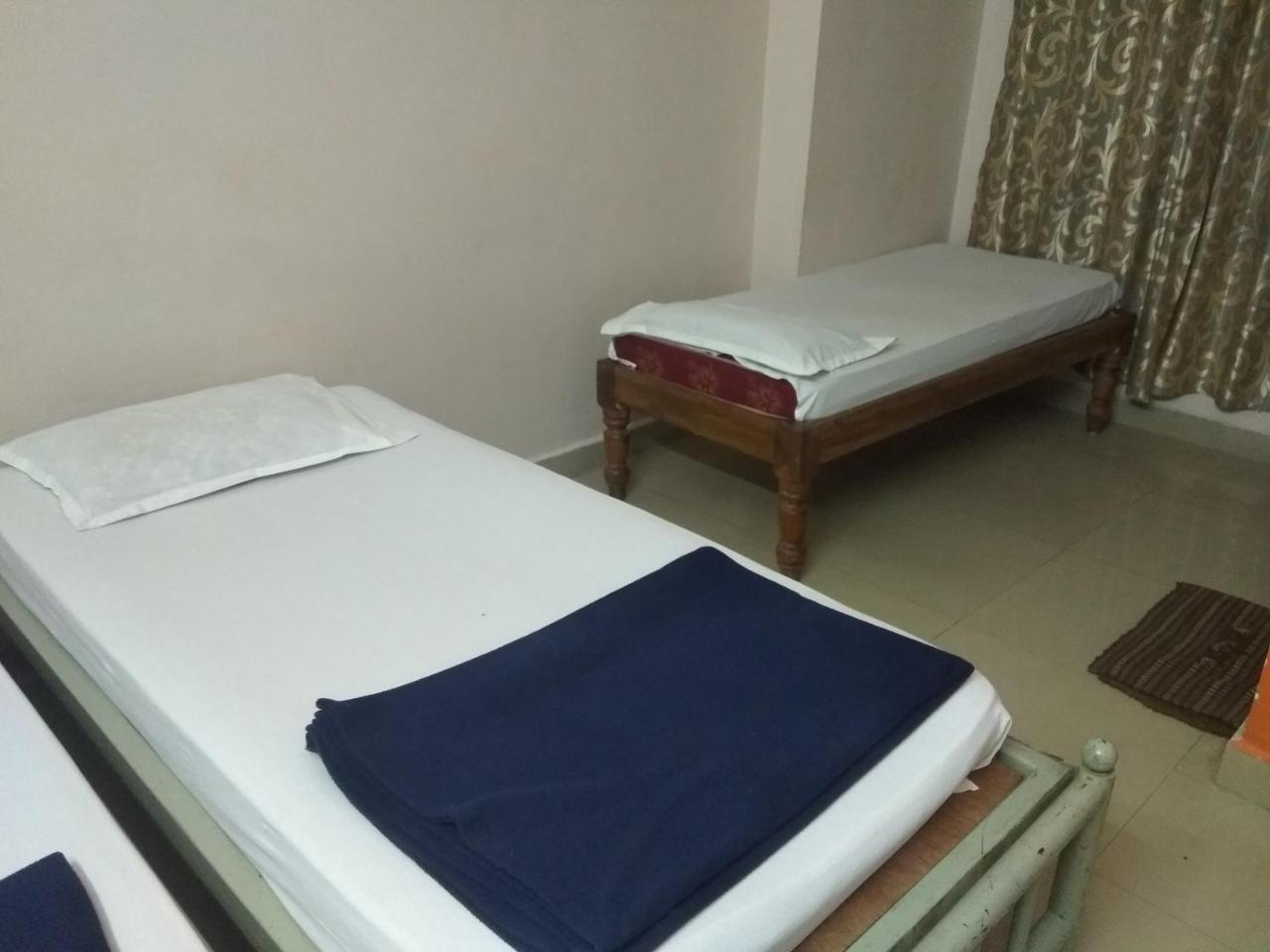 Apoorva Residency Hotel Bangalore Exterior foto